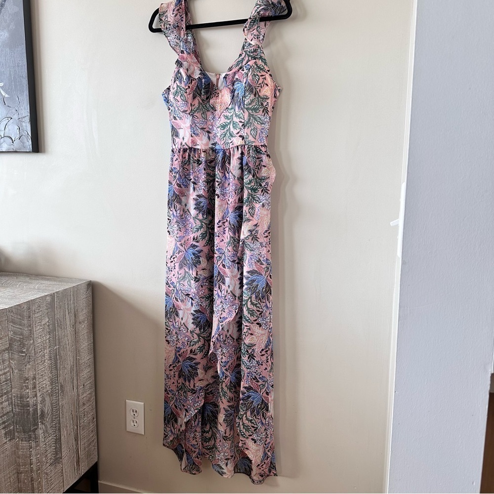 Guess Pink Floral Ruffle-Shoulder High-Low Maxi Dress - Picture 3 of 11